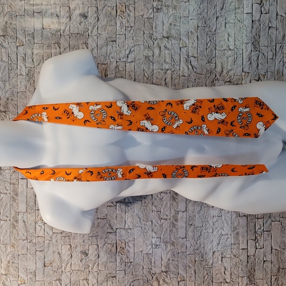 Casper The Friendly Ghost Neck Tie Halloween - Picture 4 of 5